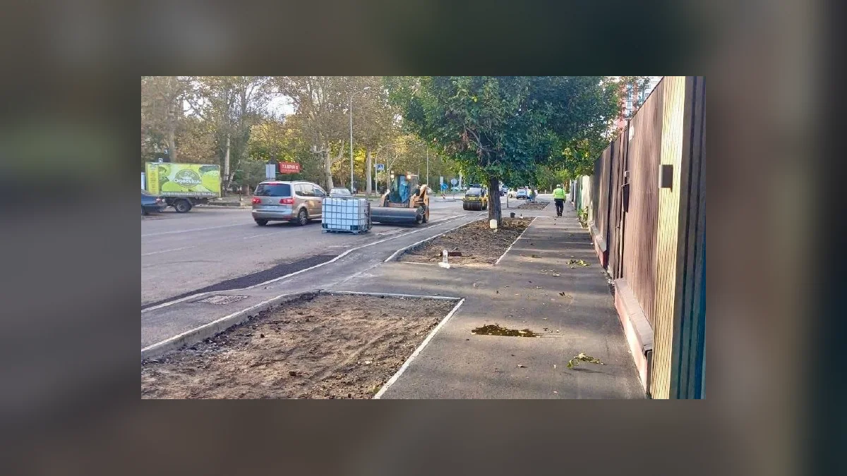 У Хаджибейському районі Одеси триває ремонт вулиці Олексія Вадатурського
