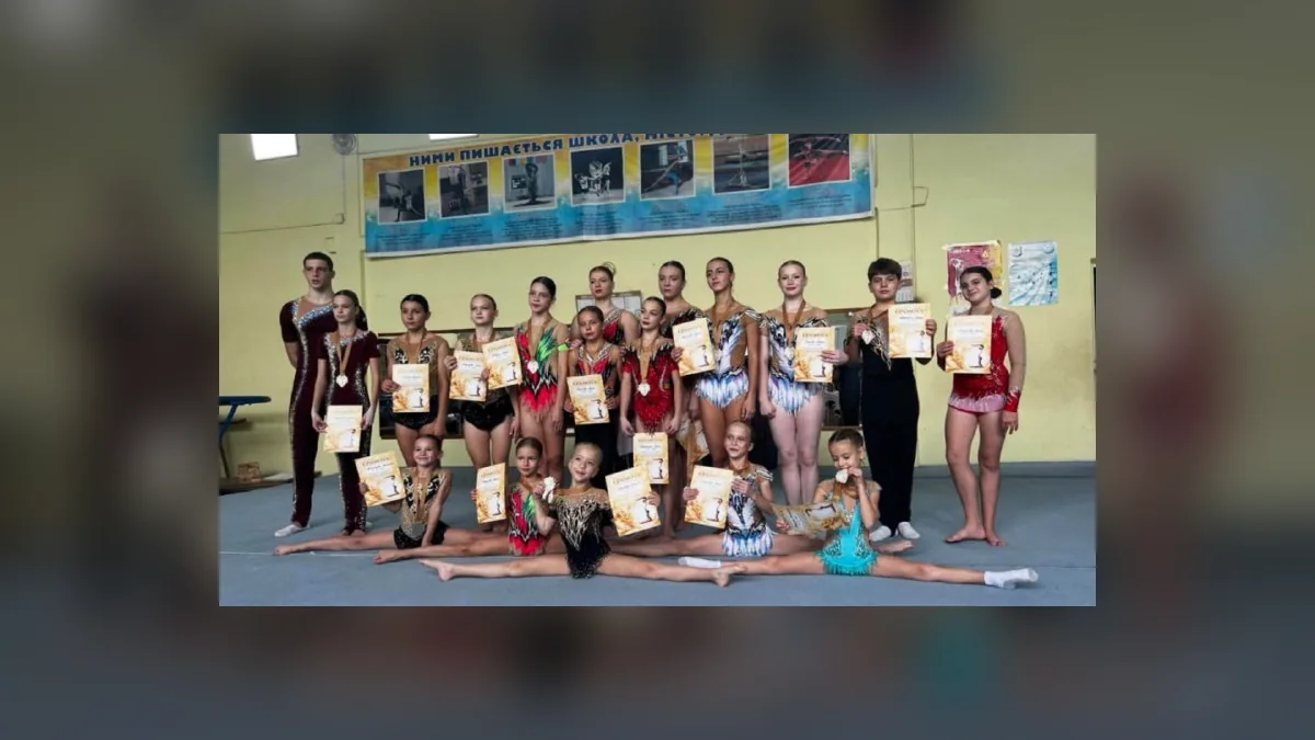 У Білгороді-Дністровському акробати місцевої ДЮСШ вибороли 27 золотих нагород