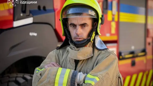 В Одесі рятувальник Іван Гелеван отримав відзнаку Президента За оборону України