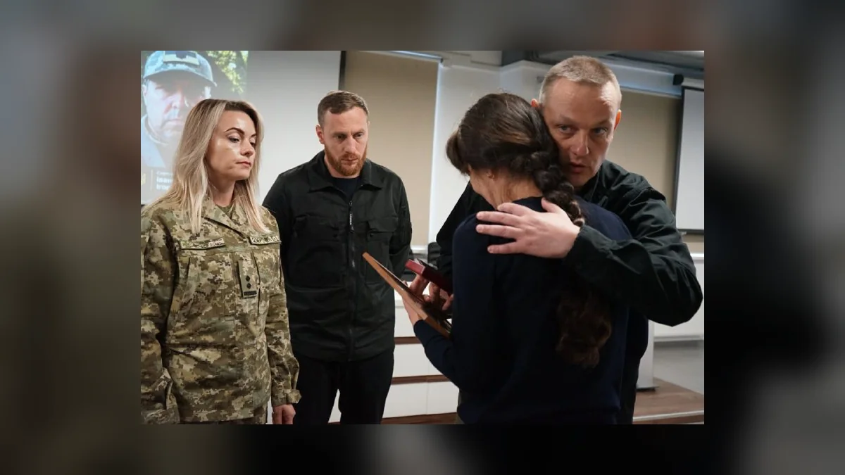 В Одесі родині загиблого на фронті прикордонника вручили державну нагороду